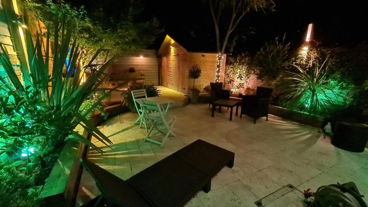 Cottage Grove Homestay Rooms Портцмаус Экстерьер фото